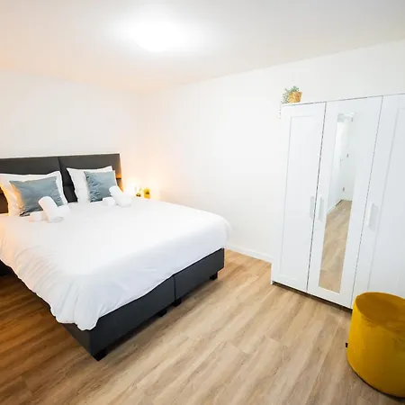 Friendly 50m2 One-bedroom - We39a Tiel
